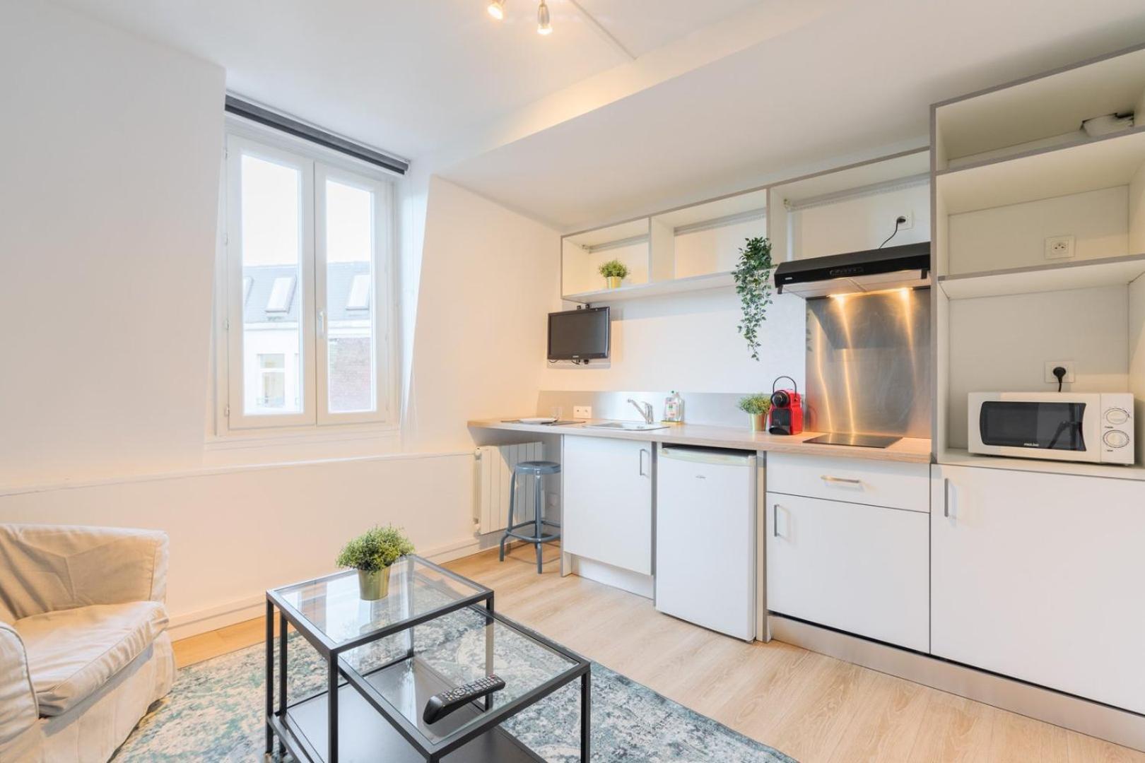 Апартаменты Lille Hypercentre / Gares - Beautiful Duplex! Экстерьер фото